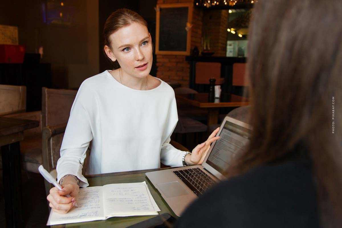 kauffrau-kaufmann-bueromanagement-berufsausbildung-ihk-koeln-modelagentur-ausbildung-inhalte-ablauf